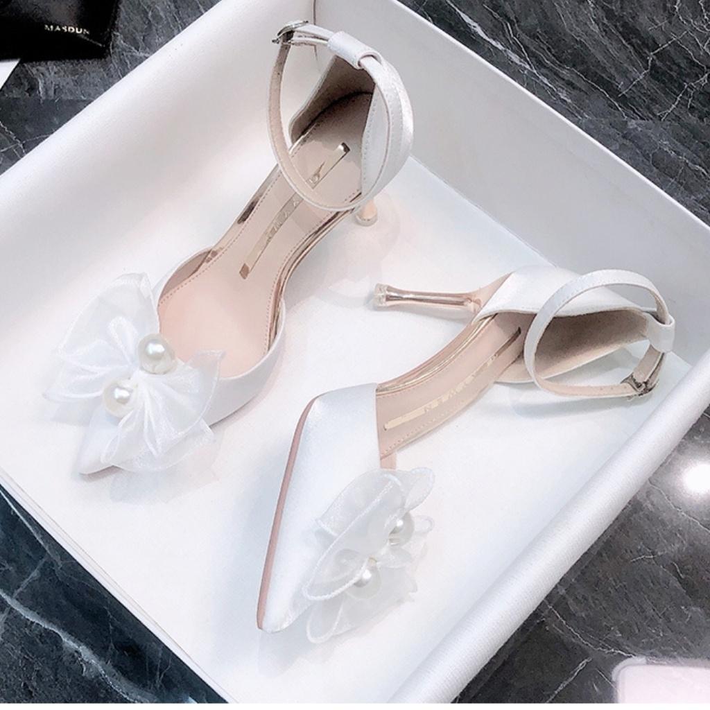 (Sẵn size 36)Giày cao gót, giày cưới cô dâu màu trắng chất liệu lụa satin nơ voan đính ngọc cao cấp - GCCD007