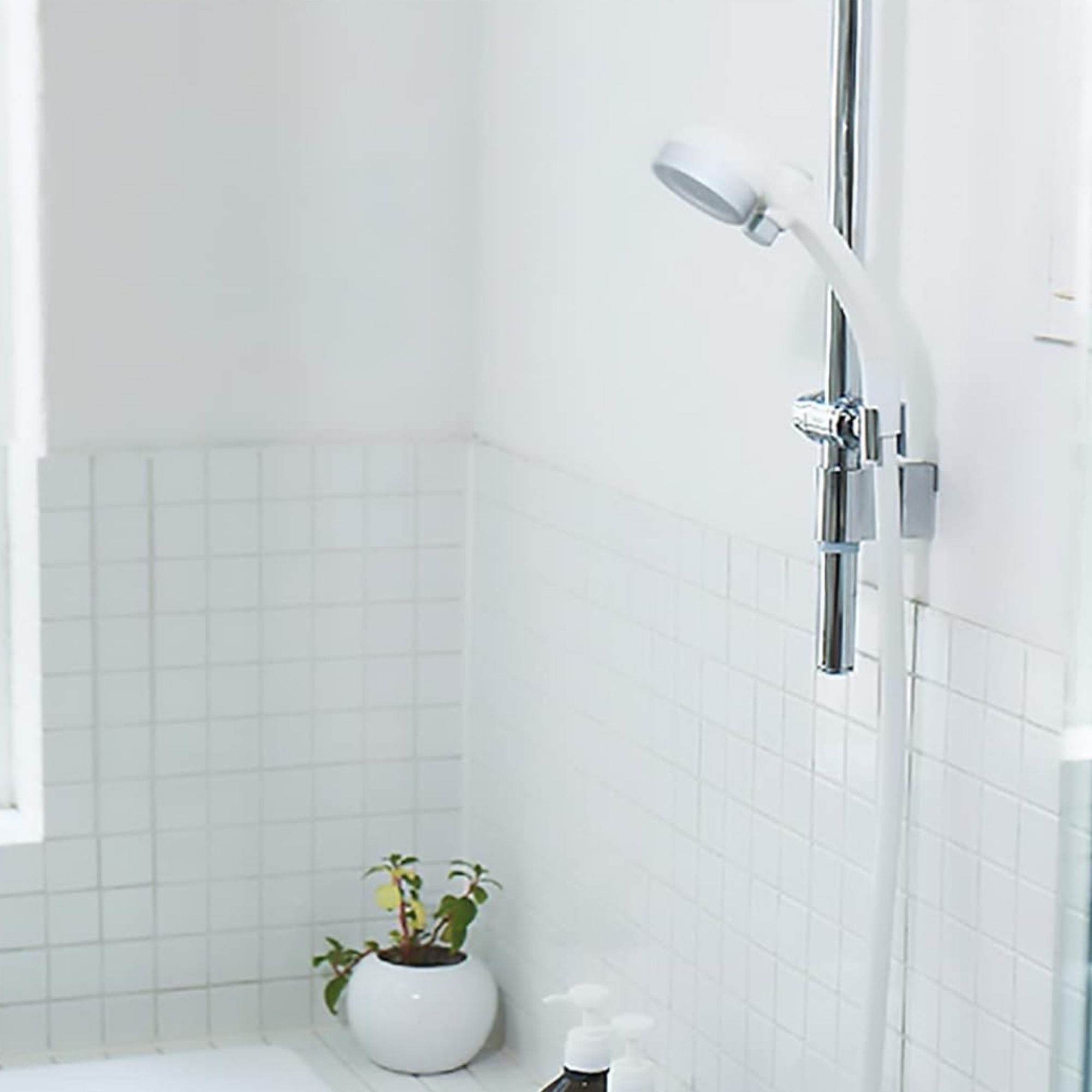 Vòi sen tắm WT có nút dừng Takagi (JSB022AS)