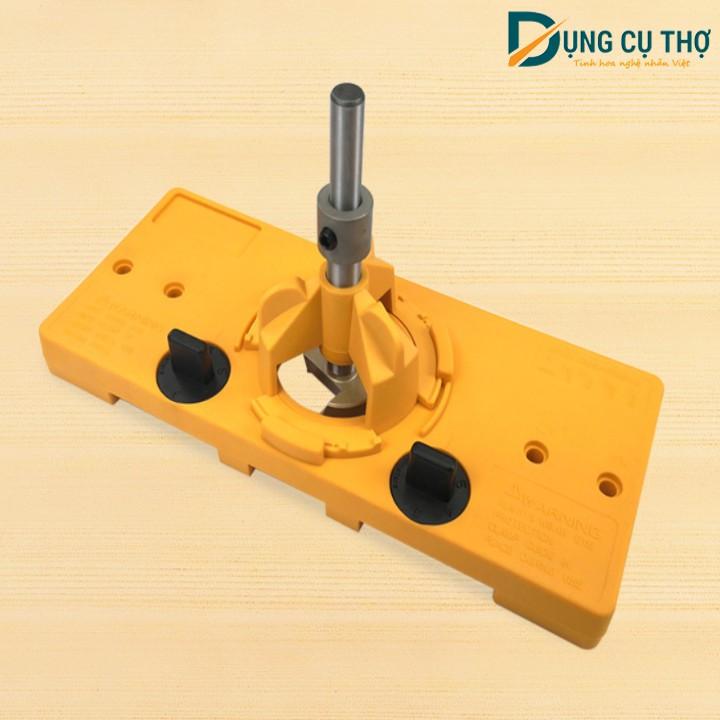 Cữ khoan bản lề bật