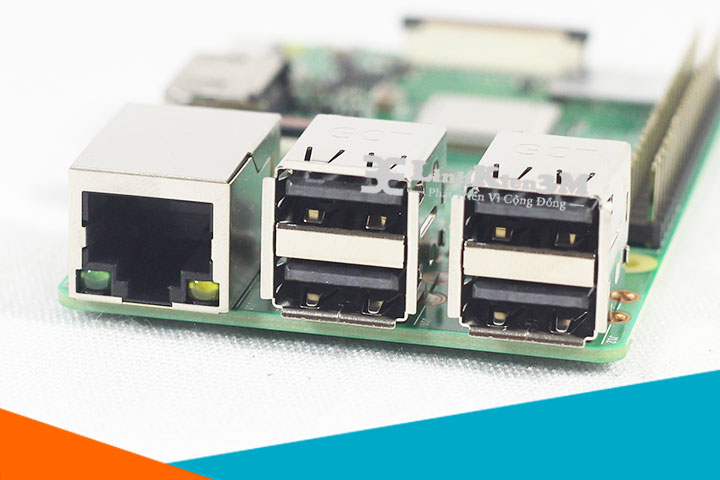 Cổng USB, cổng kết nối mạng Raspberry Pi 3 B+