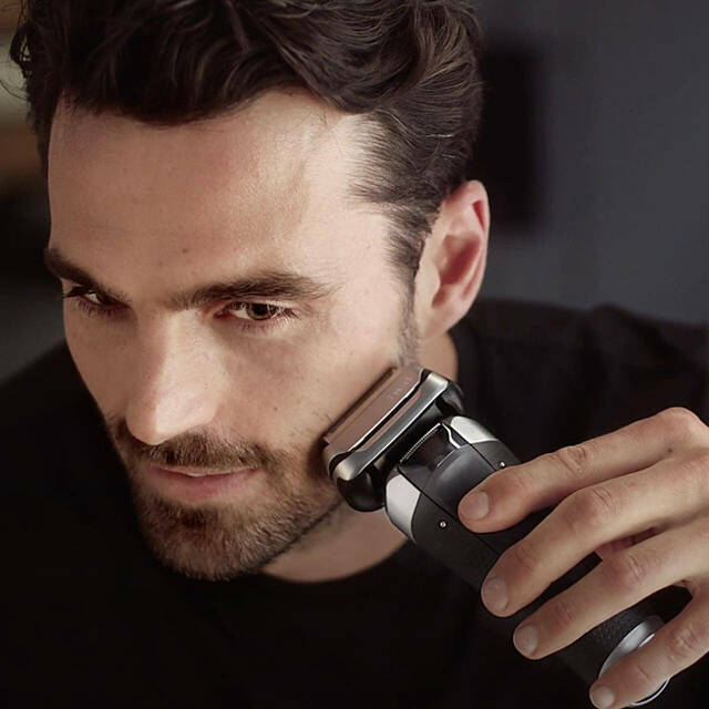 Máy cạo râu Braun Serie 9 9370CC Made in Germany