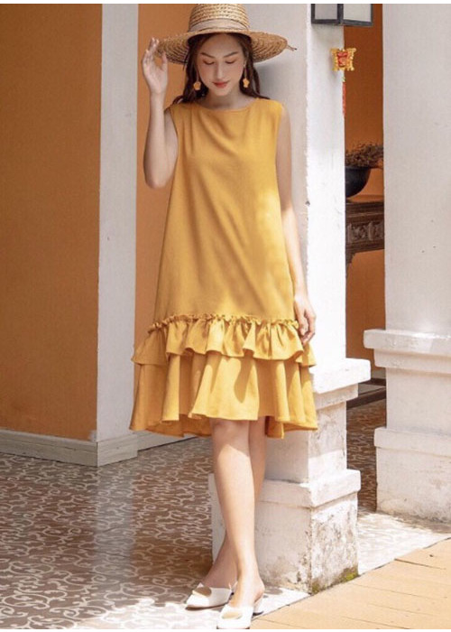 Đầm suông vàng không tay bèo tầng - DS207
