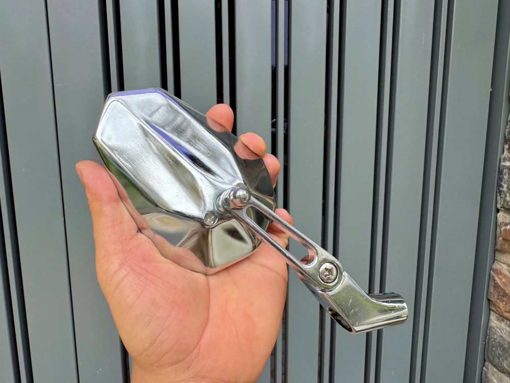 Kính nhôm Đúc xiken H2C V2 chân 10 li gắn xe máy