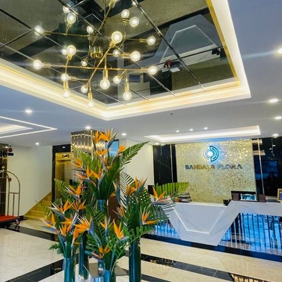 Sandals Flora Hotel 3* Đà Lạt - Buffet Sáng - Gần Chợ Đà Lạt và nhiều ưu đãi hấp dẫn