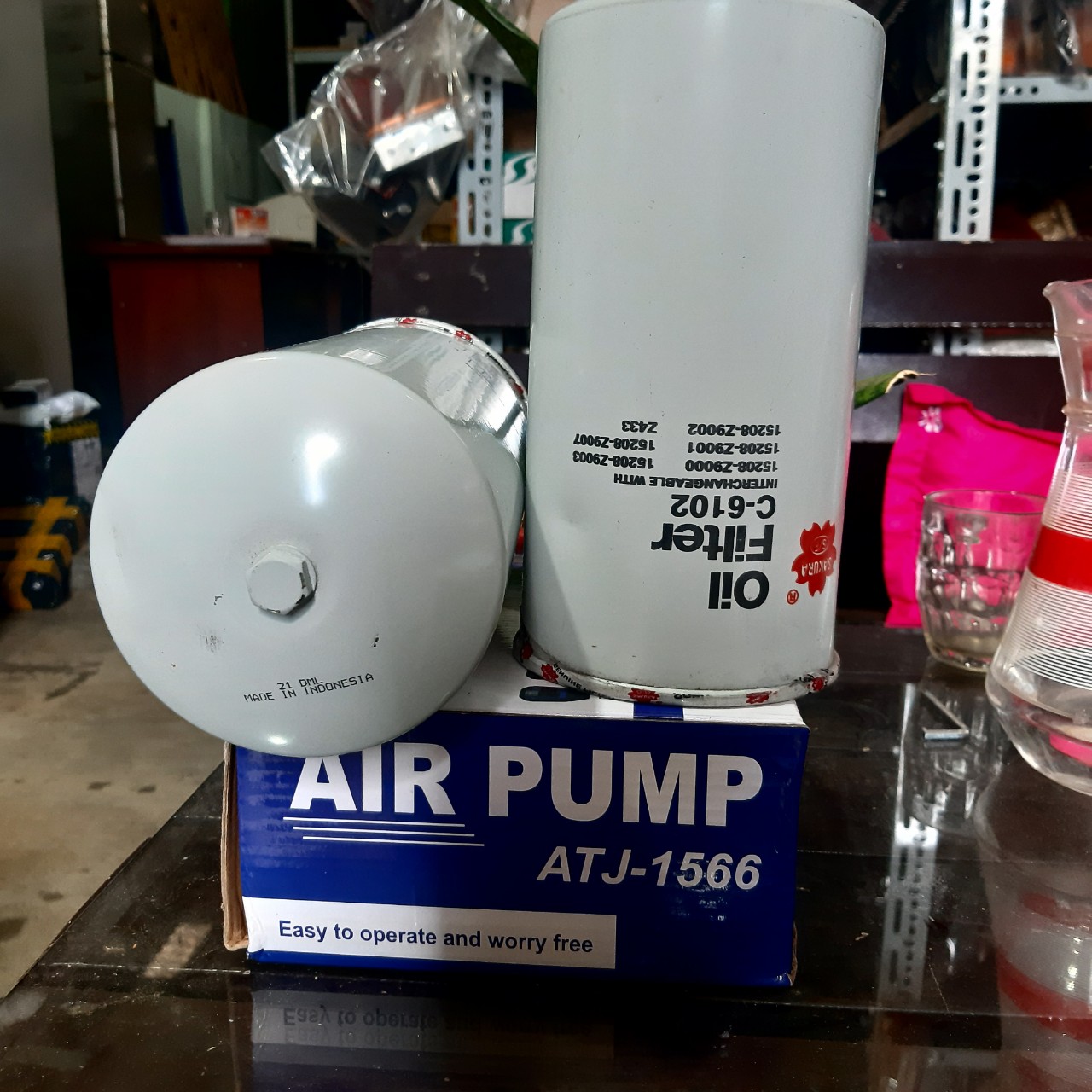 Lọc nhớt xe Nissan, mã SP C-6102/15208-Z9000/ Z9001/ Z9003/ Z9007/ Z433. Hàng Sakura