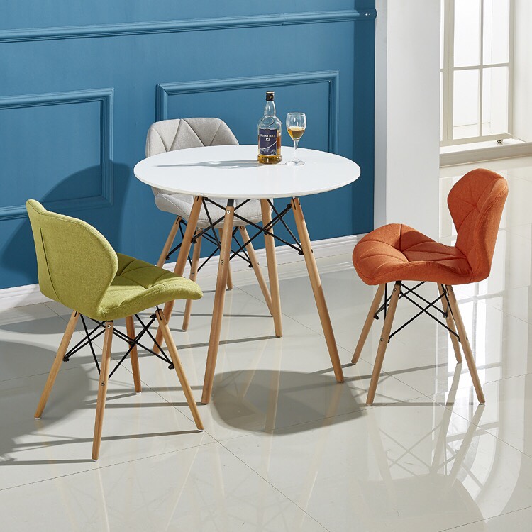 Ghế cafe Eames Radar chân gỗ