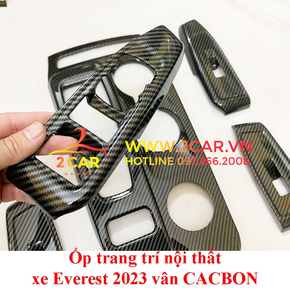 Ốp nội thất vân Carbon xe Ford Everest , Ranger 2022, 2023 hàng nhựa CACBON cao cấp dành cho bản 1 cầu