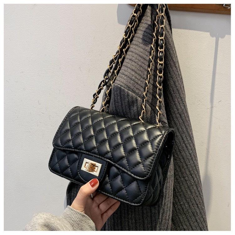 Túi xách nữ trần trám đeo chéo đẹp giá rẻ đi chơi phong cách thời trang hàn quốc dễ thương DC622