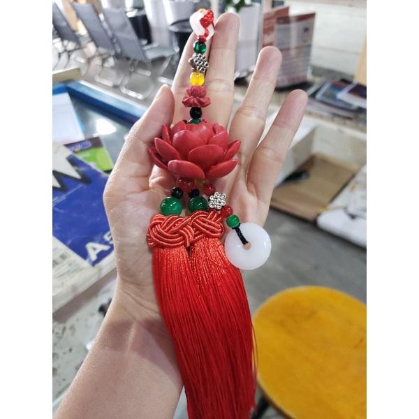 Khánh treo xe hơi