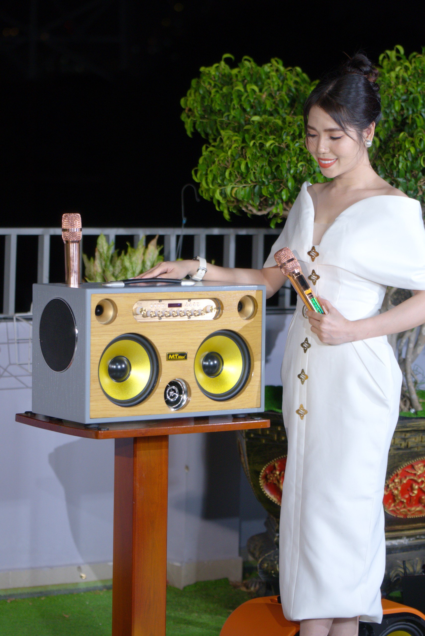 Loa Xách Tay MTMAX DK26Pro - Loa Karaoke Chính Hãng Giá Tốt Nhất Năm, Công Suất Lớn, Bảo Hành 12 Tháng Hàng Chính Hãng
