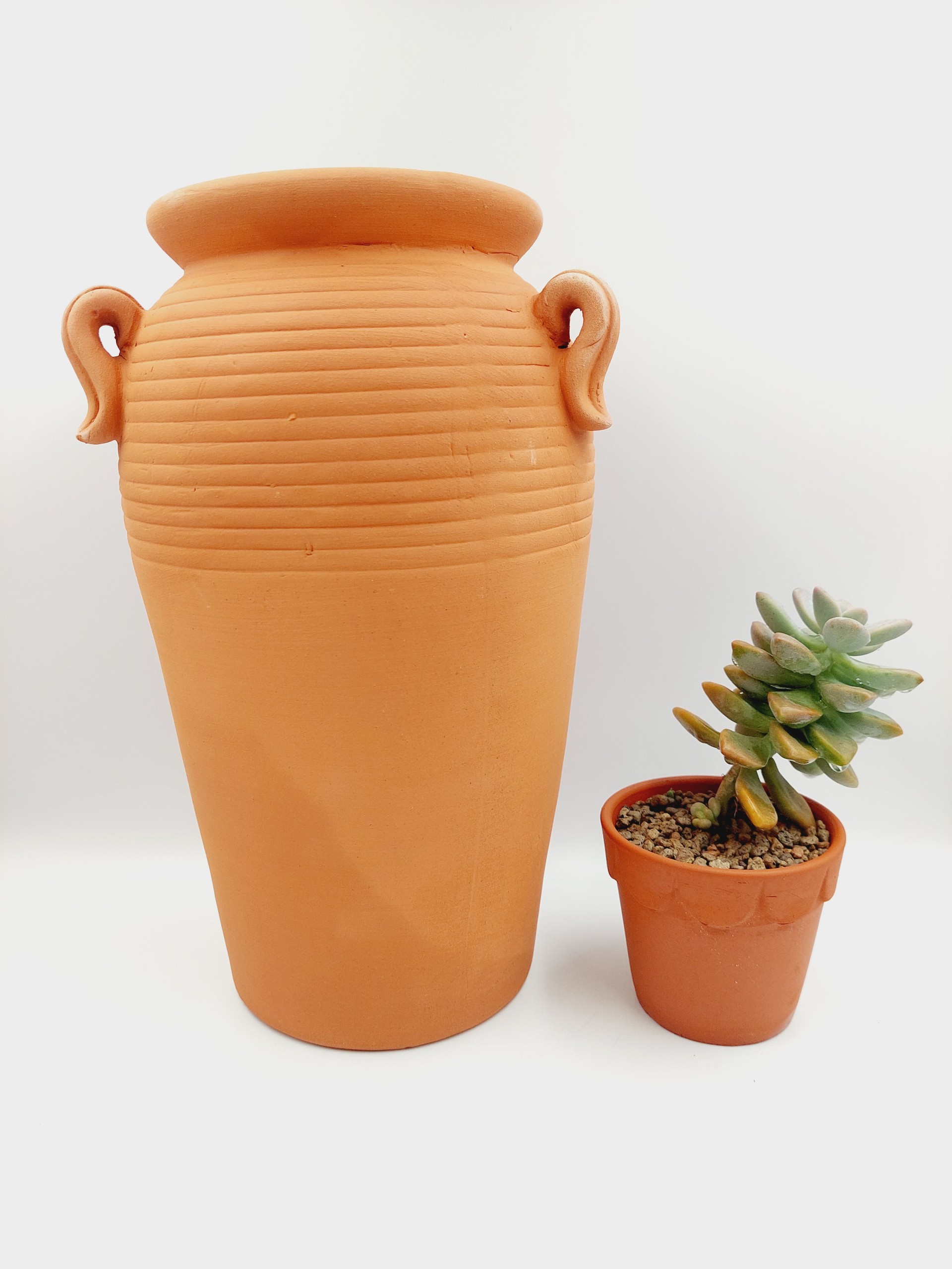 Chậu đất nung, chậu sen đá - Bình quai 1330, đường kính miệng tầm 13cm, chiều cao 30cm