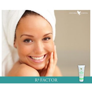 Kem Dưỡng Da Chống Nhăn R3 Factor Skin Defense Cream