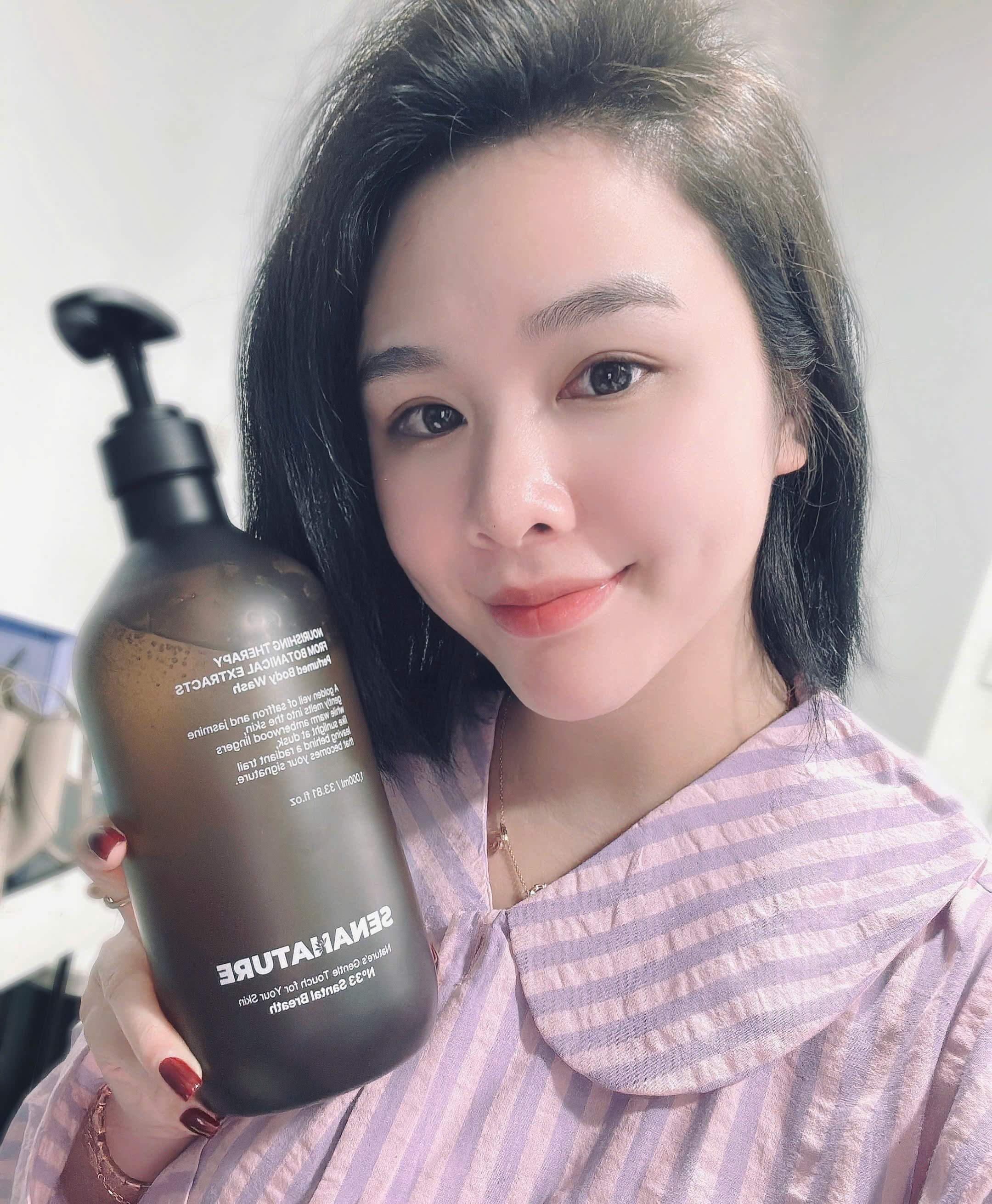 (Tặng 3 nạ) Sữa tắm nước hoa SENANATURE NOURISHING THERAPY FROM BOTANICAL EXTRACTS Perfumed Body Wash 1000ml