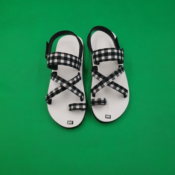 Dép sandal Nữ quai da mềm Đế bệt Cao Su ôm chân LYNA Sandal mã SD231