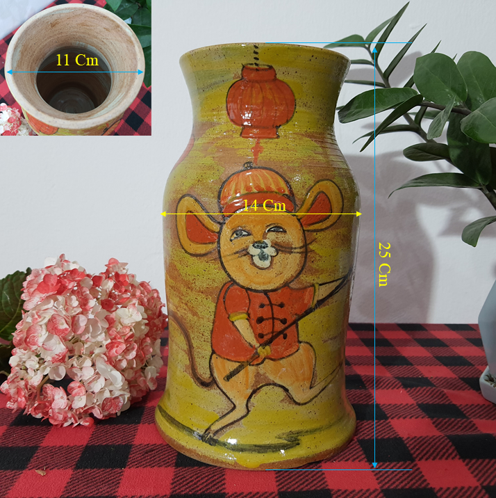 Bình hoa vuốt tay đọc bản họa tiết chuột vui xuân H25