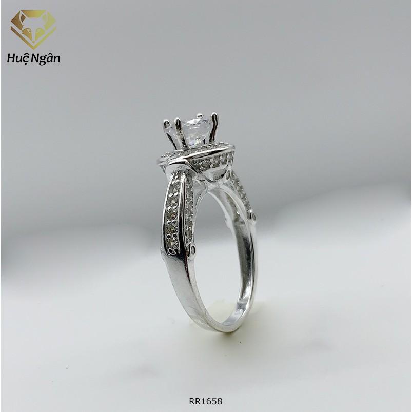 Nhẫn bạc 925 Huệ Ngân - 4 Chấu viền đá xinh 6 li RR1658