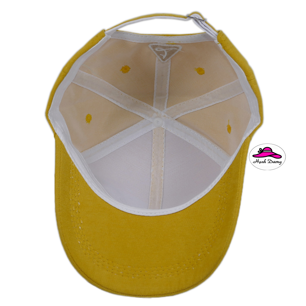 Nón nhung Ulzzang thêu chữ Memorie, chất liệu vải nhung mềm mại, hợp thời trang - Hạnh Dương