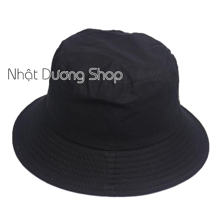 Nón bucket tai bèo thêu con gà trống - Đen chất liệu vải Cotton thoáng mát và nổi bật với họa tiết của nón