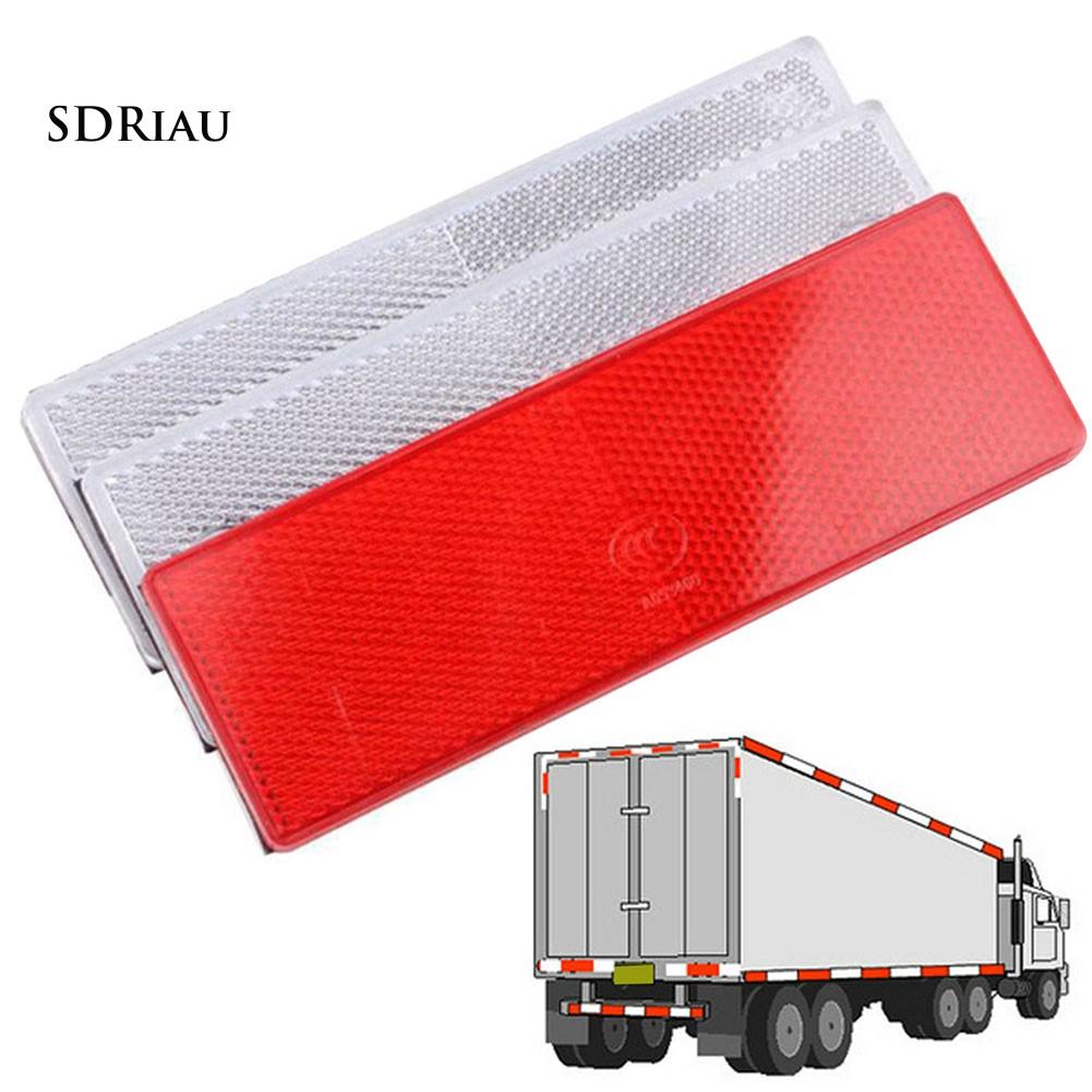 Set 2 miếng nhựa phản quang gắn xe tải tiện dụng