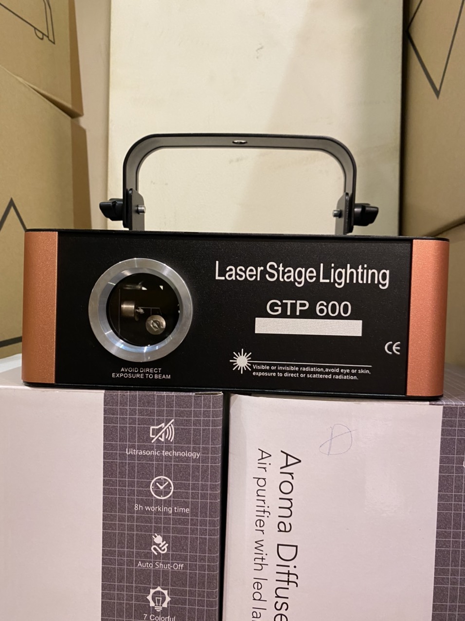 ĐÈN LASER GTP 600 - CHUYÊN DÙNG TRONG SÂN KHẤU MINI , QUÁN BAR.