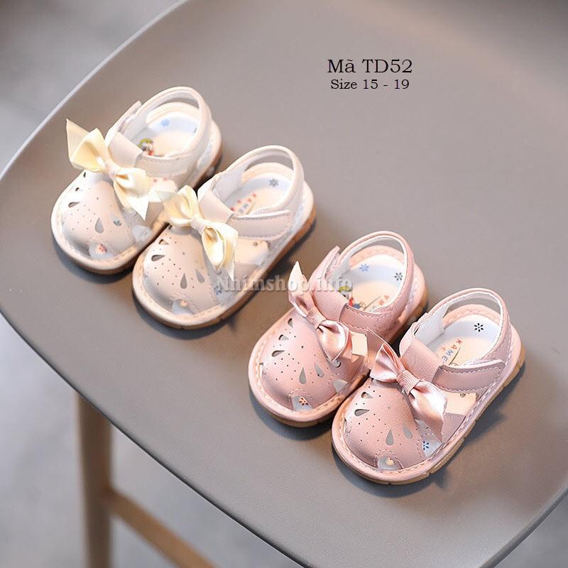 Dép rọ - Giày sandal tập đi có còi chíp chíp họa tiết gắn nơ xinh xắn cho bé gái 0 - 18 tháng TD52