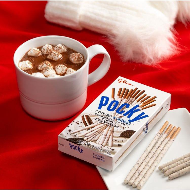Bánh que GLICO Pocky Cookies & Cream phủ kem cookie
