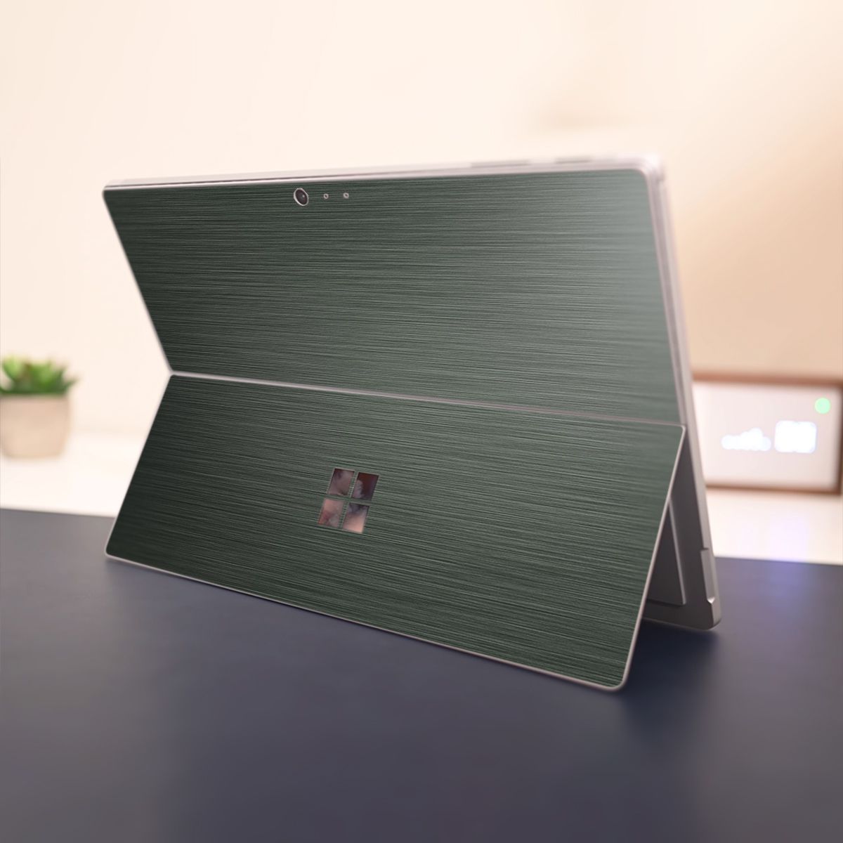 Skin dán hình Aluminum Chrome xám xước cho Surface Go, Pro 2, Pro 3, Pro 4, Pro 5, Pro 6, Pro 7, Pro X