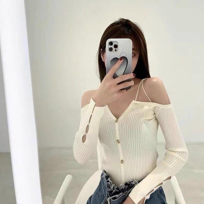 Áo len nữ dệt kim cách điệu trễ vai cài khuy tay đan dây hàng QC