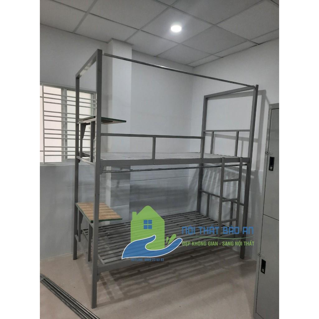 Giường sắt homestay ngang 1m dài 2m cao 2,35m nhiều màu