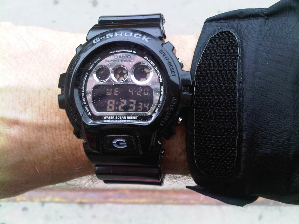 Đồng hồ nam dây nhựa Casio G-SHOCK DW-6900NB-1DR