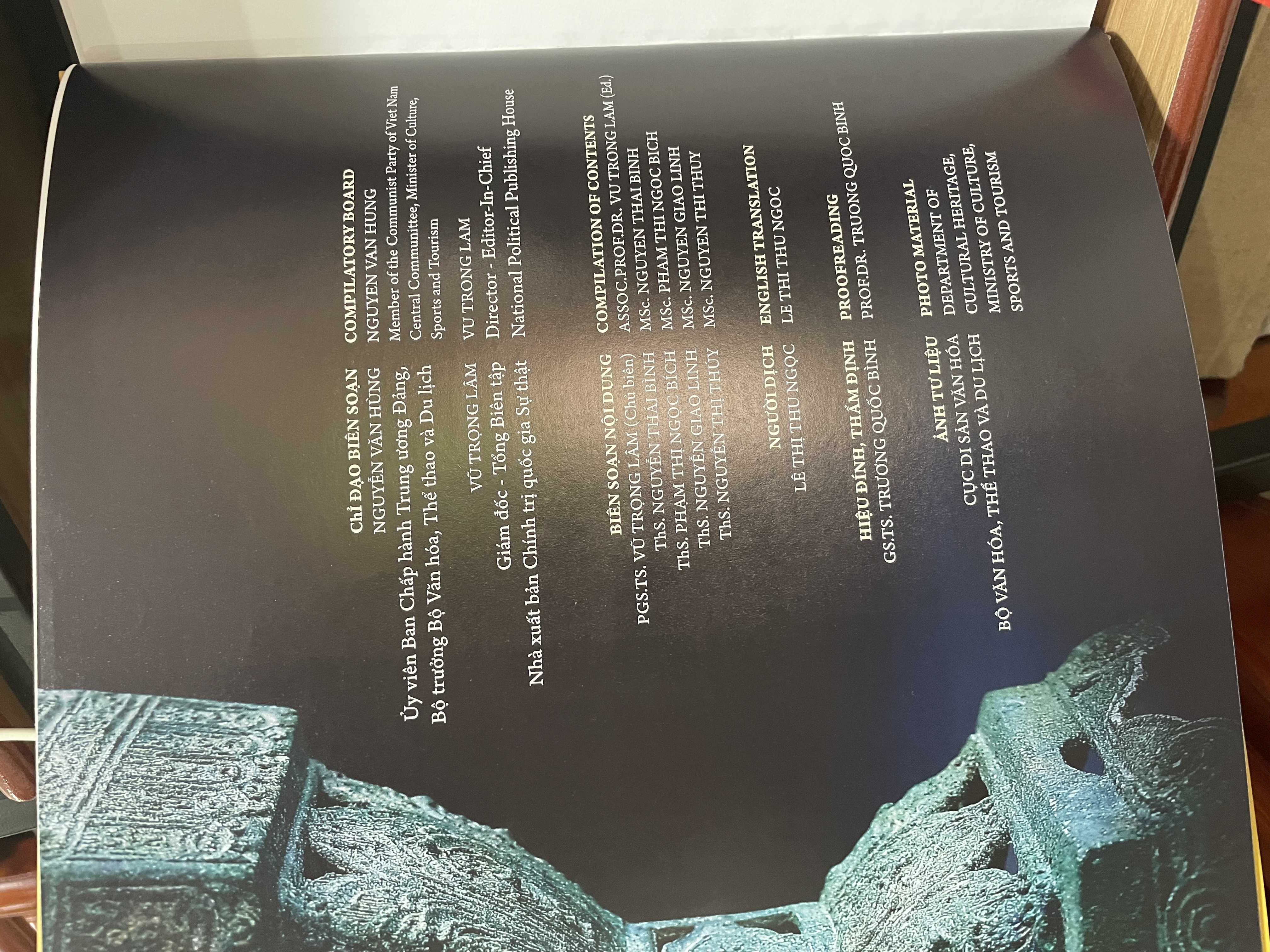 Ngàn năm văn hiến quốc gia Việt Nam (Bìa cứng in màu)