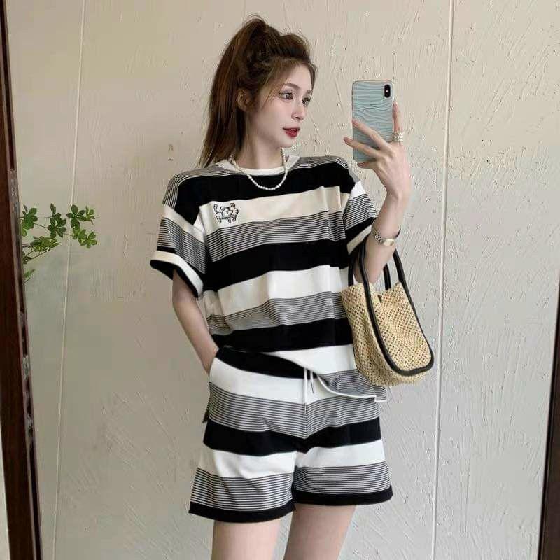 SET BỘ THỜI TRANG FOM RỘNG PHỐI HỌA TIẾT SỌC