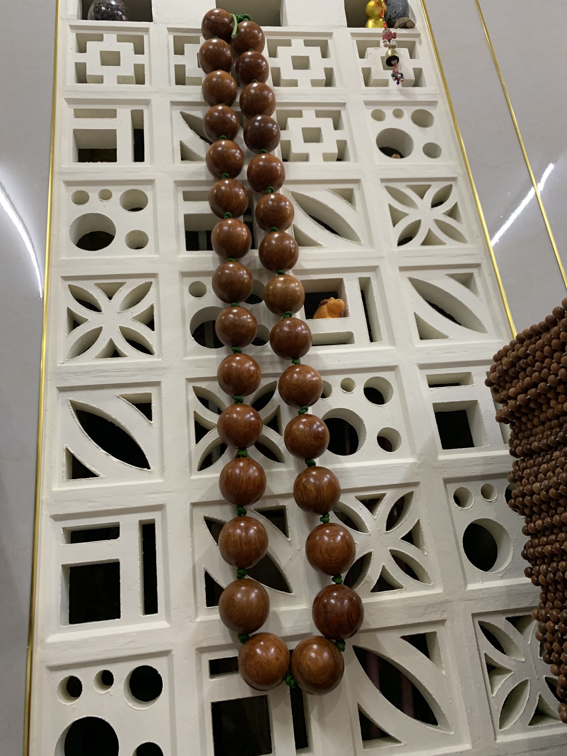 Vòng Lắc Eo Hạt Gỗ Hương Cao Cấp - Vòng 40 hạt 7cm ( video , hình thật )