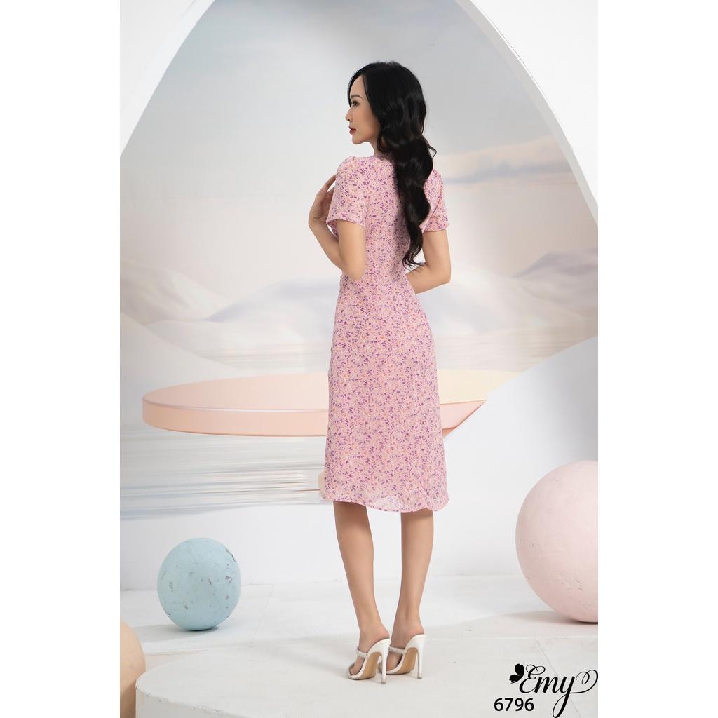 Đầm EMY EM6796 Xoè Hồng Cổ Tròn