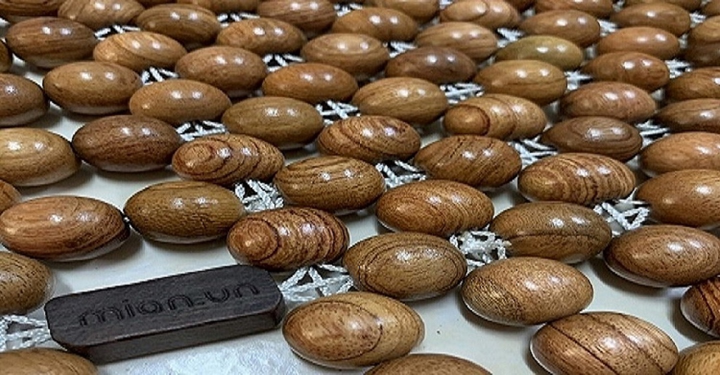 Chiếu Hạt Gỗ Hương Mộc Cao Cấp - Kích Thước 1,8mx2m ( video , hình thật )