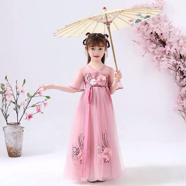 Quần áo cổ trang chụp ảnh cho bé gái
