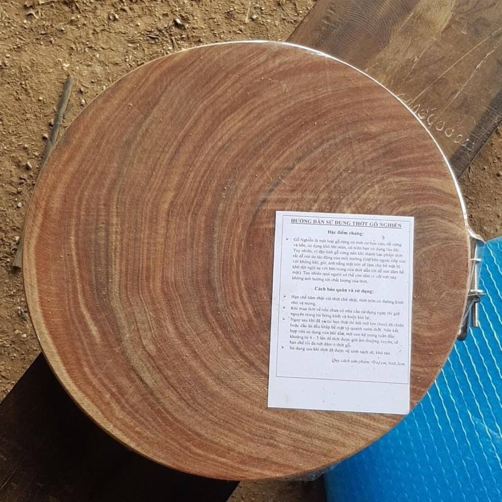thớt gỗ nghiến 30cm dày 5cm có đai inox