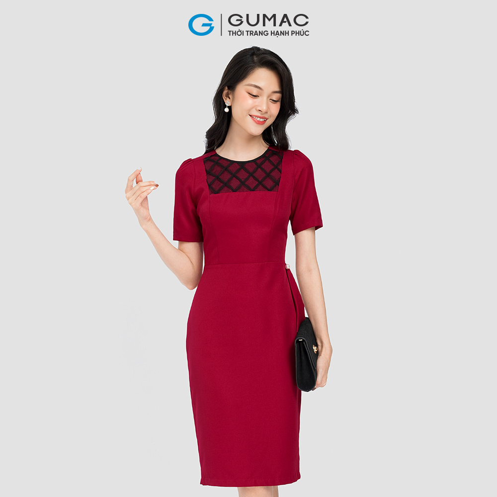 Đầm phối ren cổ GUMAC LD0815 ôm body vải cotton màu đỏ nâu