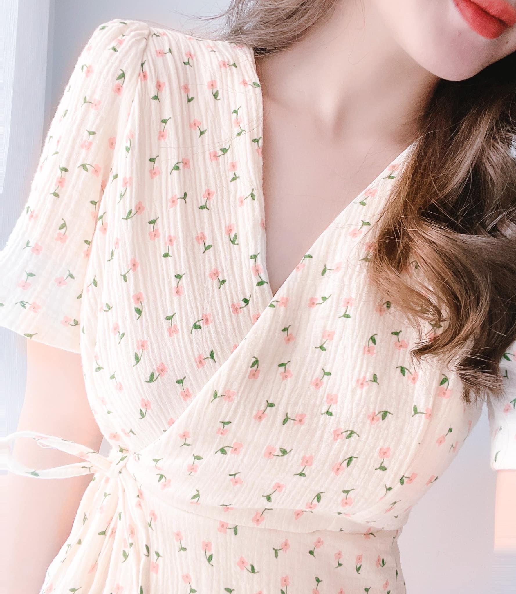 Đầm dáng xòe nữ họa tiết hoa cột dây ngang eo