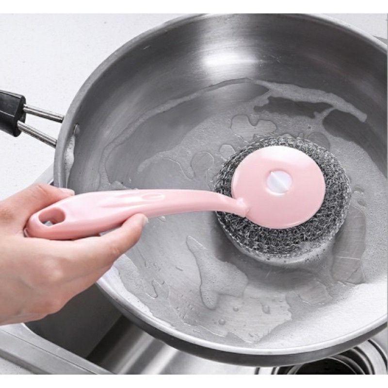 Cây cọ sắt bùi nhùi có cán cầm cọ xong nồi, vệ sinh nhà cửa, không bị dị ứng nước rửa bát chất tẩy rửa làm hại da tay