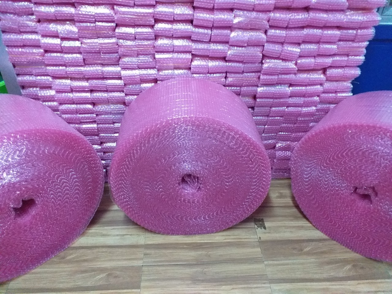 Xốp hơi khổ 1,4 mét ,7 kg