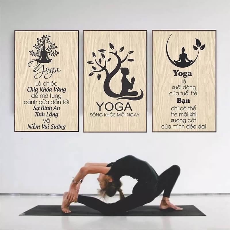 (ẢNH THẬT) Tranh treo tường trang trí Yoga có khung kèm đinh chuyên dụng dễ treo không phải khoan tường