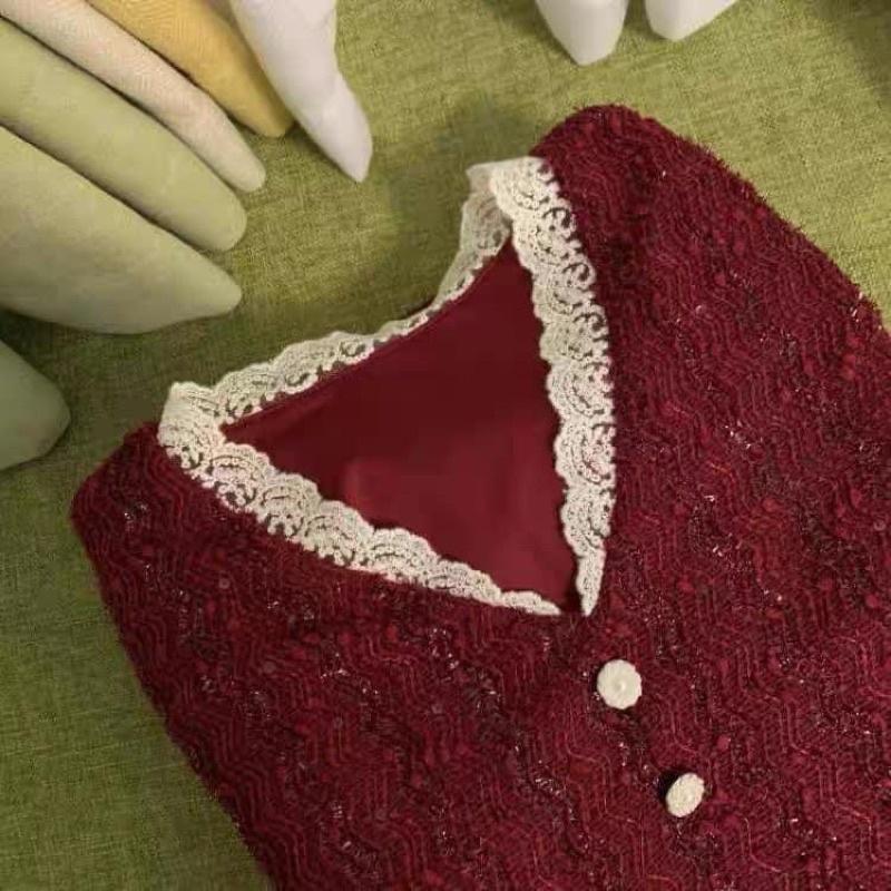 Váy dạ Tweed đỏ kim tuyến mùa lễ hội - Váy dạ kim tuyến đỏ cổ tim phối ren trắng