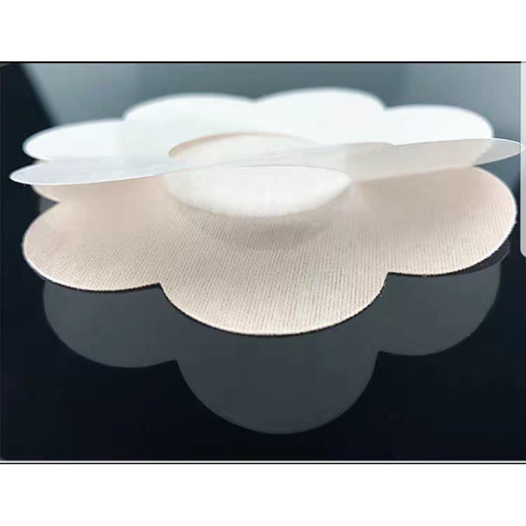 Hộp 60 miếng dán ti hình hoa mai