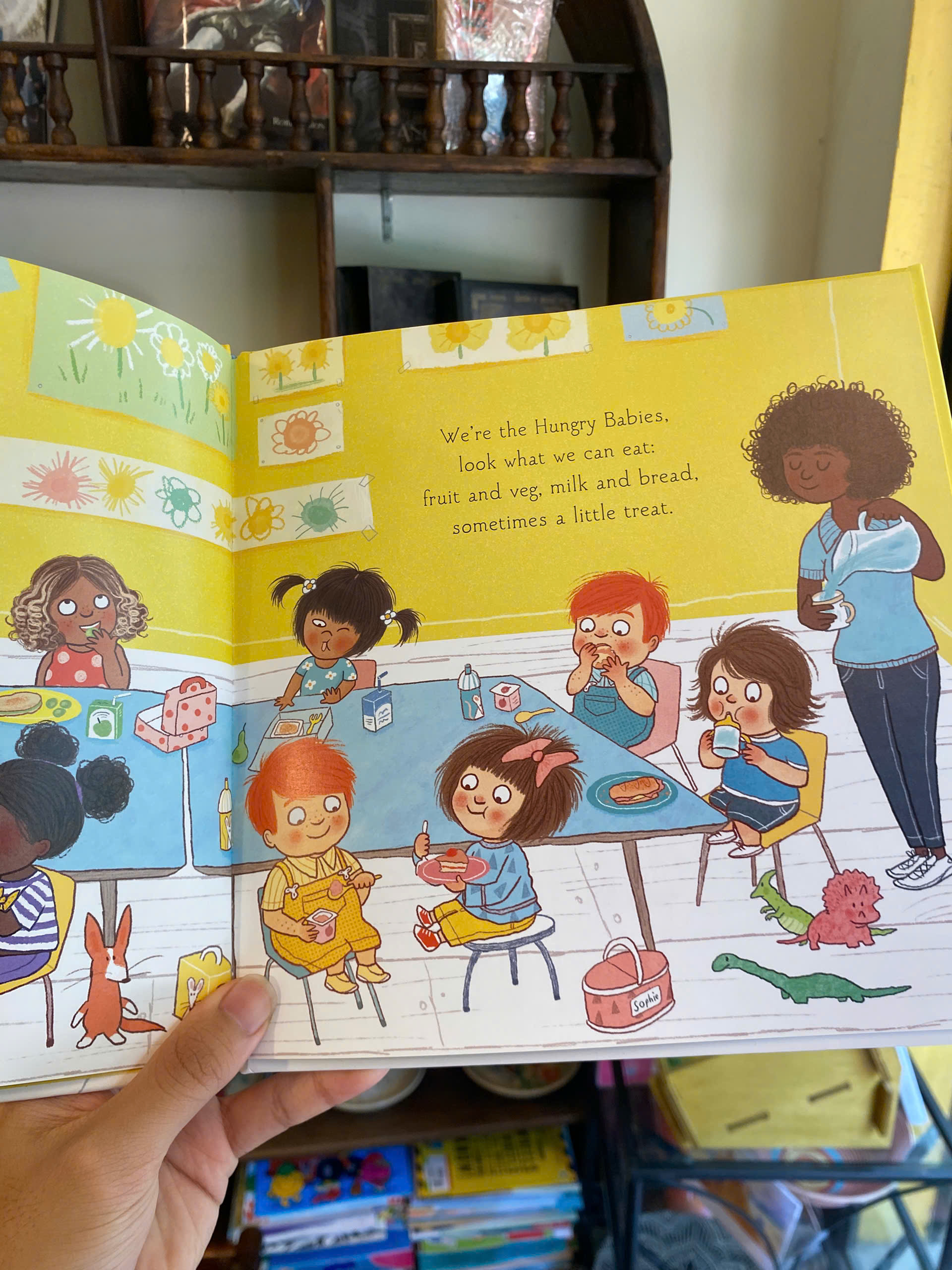 Sách - Hungry Babies by Fearne Cotton | Children English Book / Ngoại văn Nhập khẩu Tiếng Anh