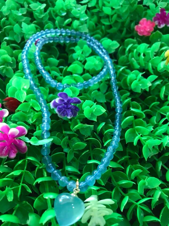 SỢI DÂY CHUYỀN ĐẸP XUẤT SẮC ĐÁ AQUA VIP MẶT TRÁI TIM DÂY CHUYỀN ĐEO ĐẸP SANG - NHẸ NHÀNG - TỊNH TÂM ĐẸP LẮM LUÔN NHE CHỊ EM ƠI MÀU XANH AQUA NHẸ NHÀNG ĐẸP 100% ĐÁ THIÊN NHIÊN