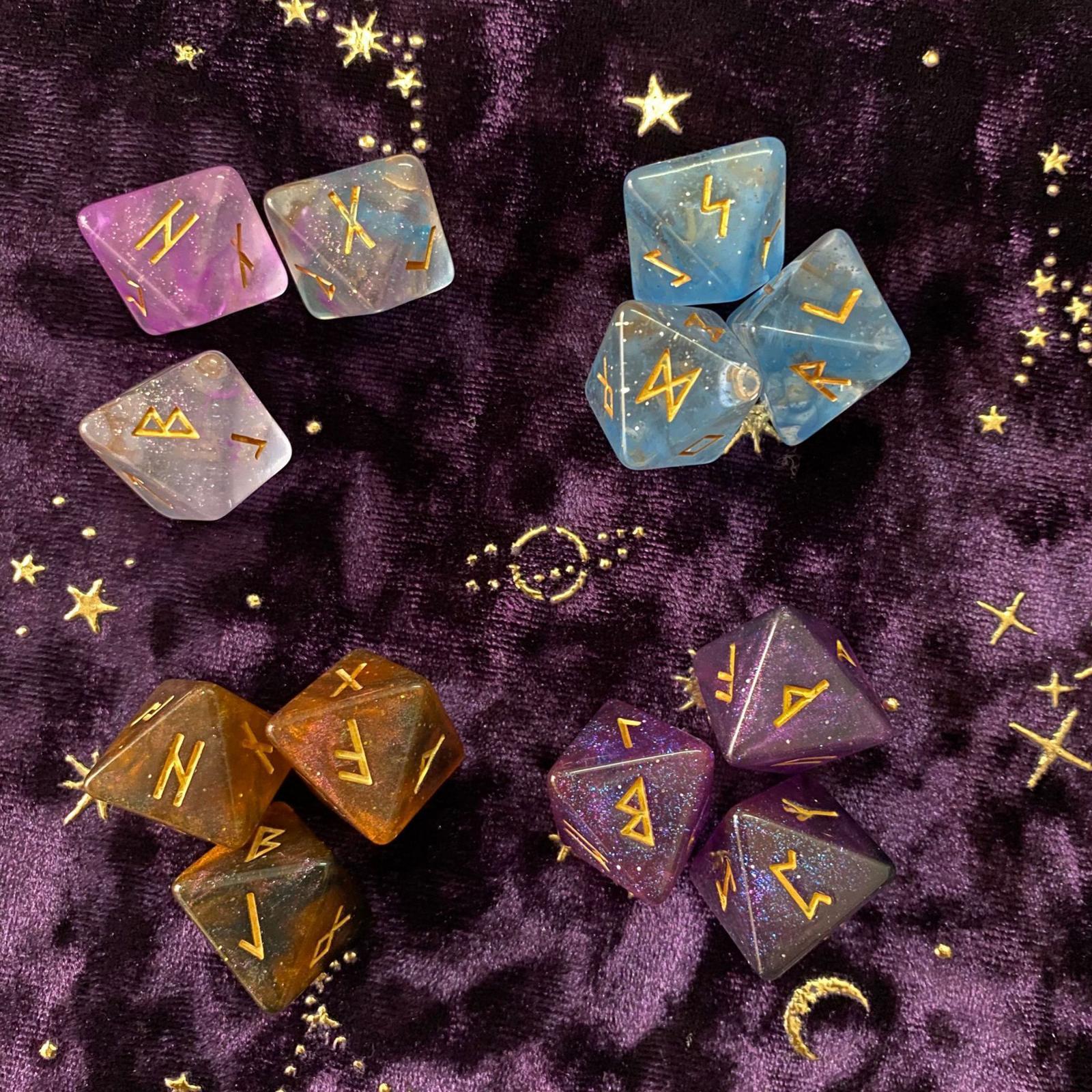 Durable Sky Rune Tarot Exquisite Divination Dice for Table Games Game Dice