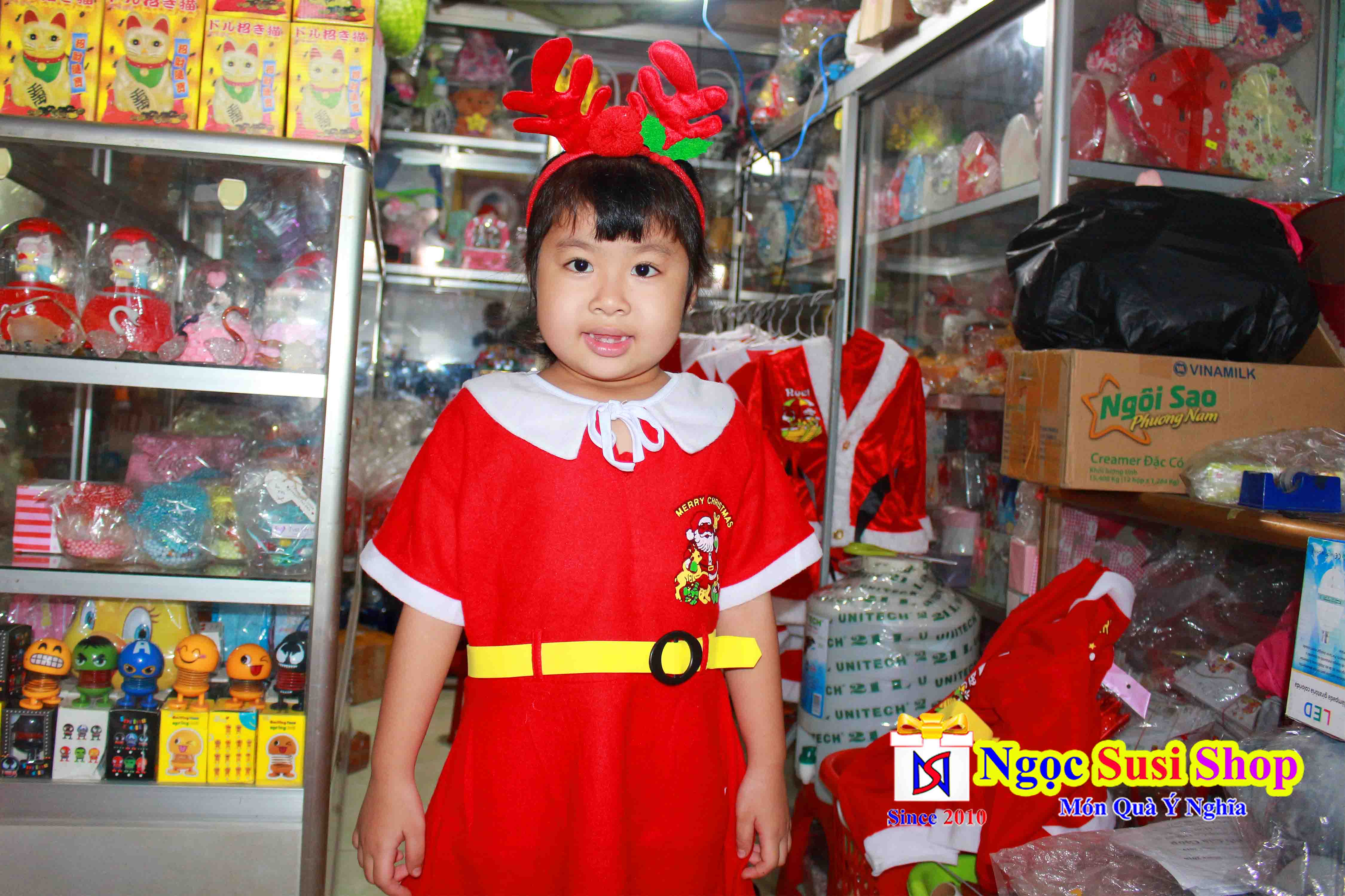 ĐẦM NOEL CHO BÉ GÁI TỪ 1 - 10 TUỔI - VẢI NỈ