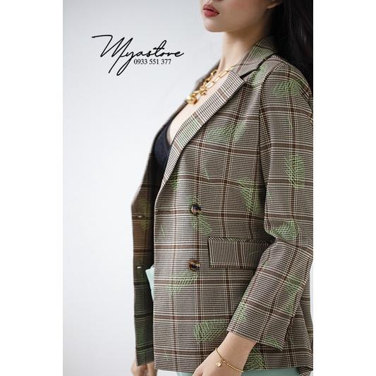 Áo khoác vest Blazer caro nền nâu chữ xanh lá