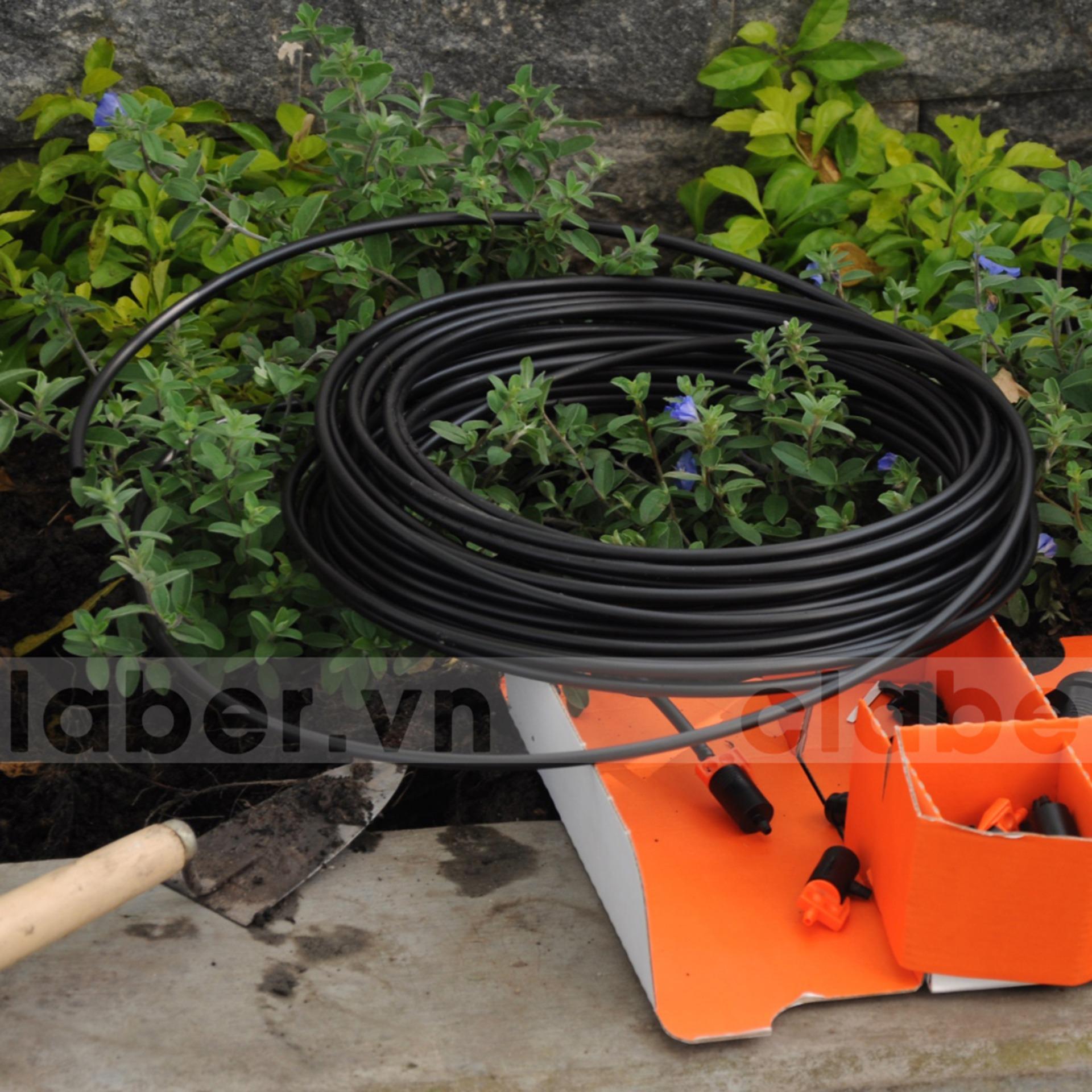 Ống cấp nước tưới nhỏ giọt phi 1/4 cuộn 20m Claber 90370